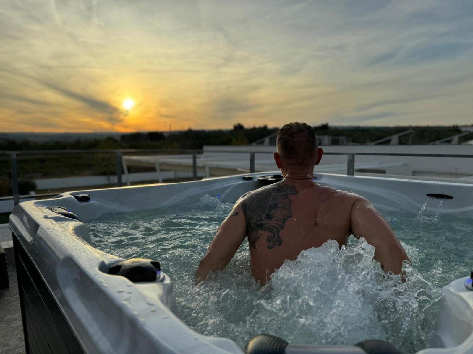 White House En Enguera - Fantastica Casa Con Jacuzzi Piscina Y Barbacoa公寓 外观 照片